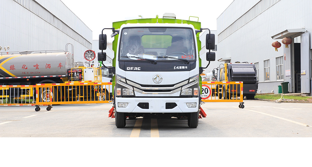 小多利卡扫路车图7